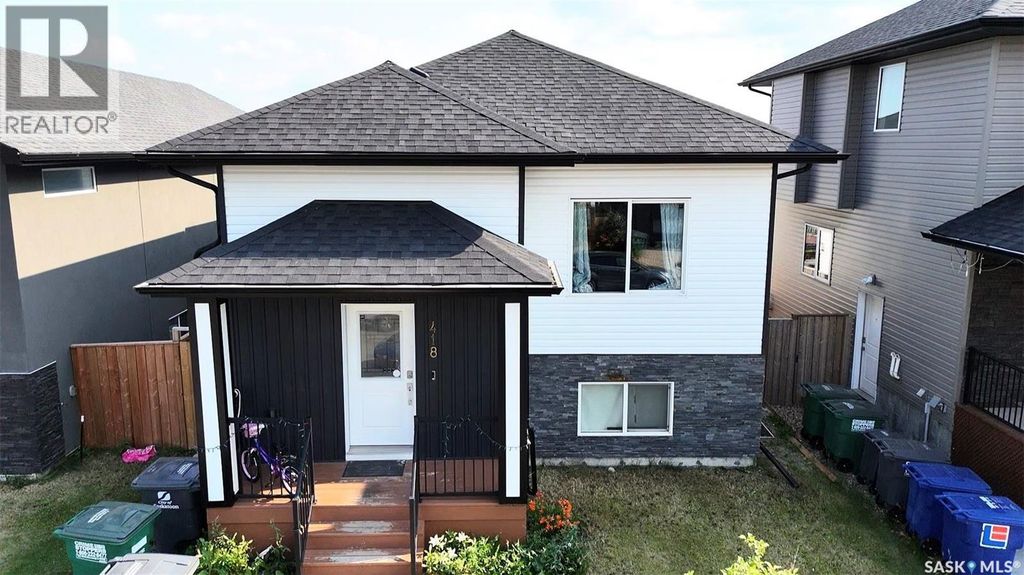 418 Ells Way, Saskatoon