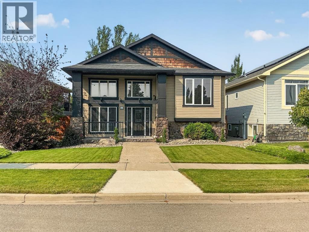250 Riverstone Boulevard W, Lethbridge