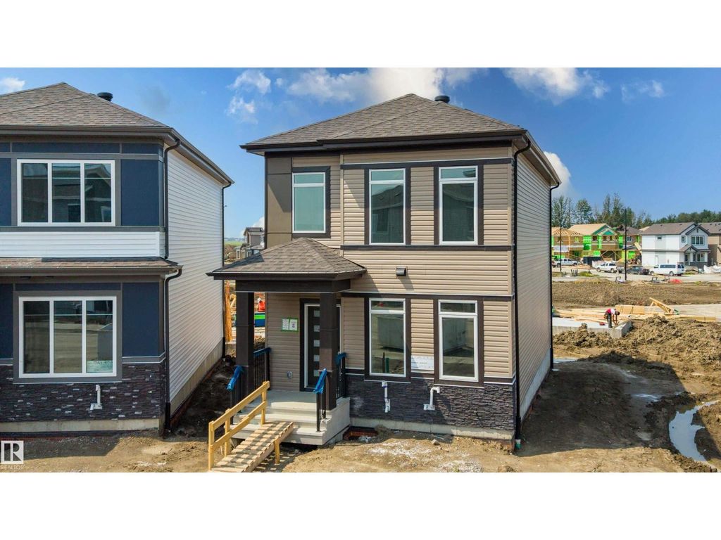 1528 209 St Nw, Edmonton