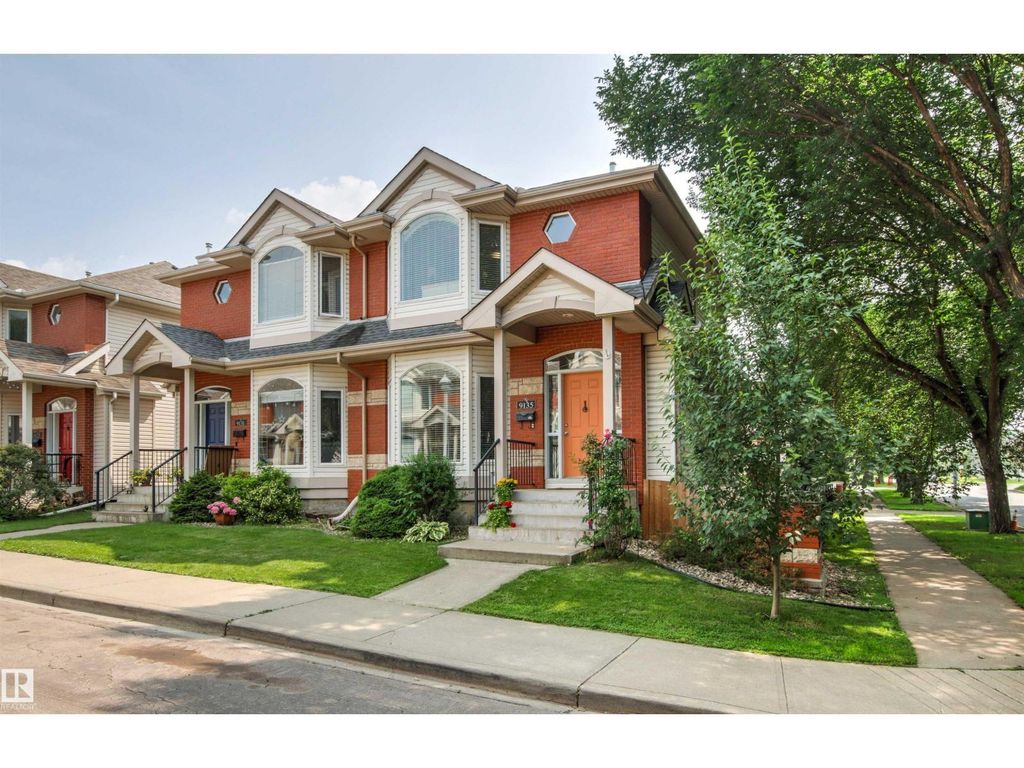 9135 100b Av Nw, Edmonton