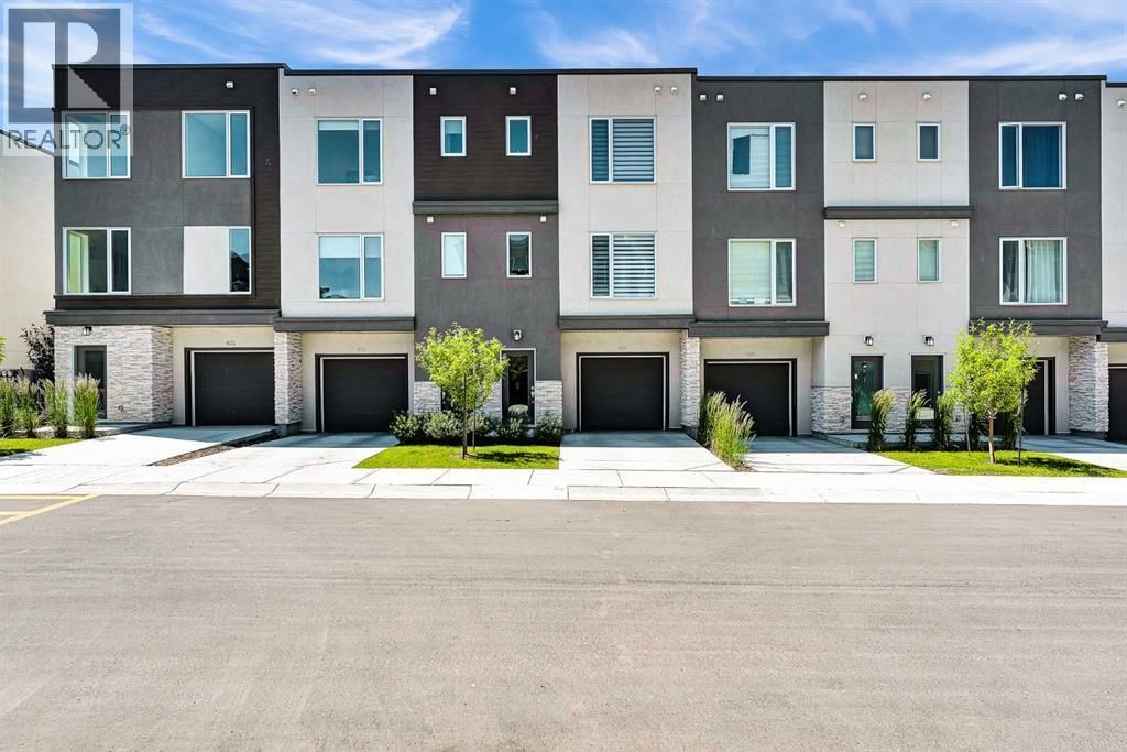 426 Shawnee Square Sw, Calgary