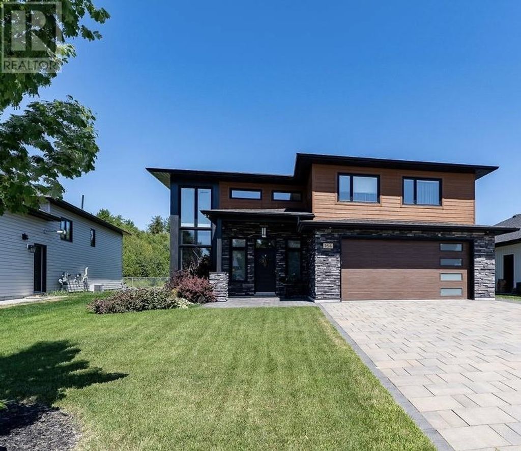 164 Countryside Drive, Greater Sudbury