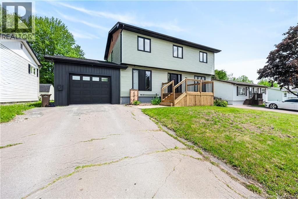 296 Buckingham Avenue, Riverview