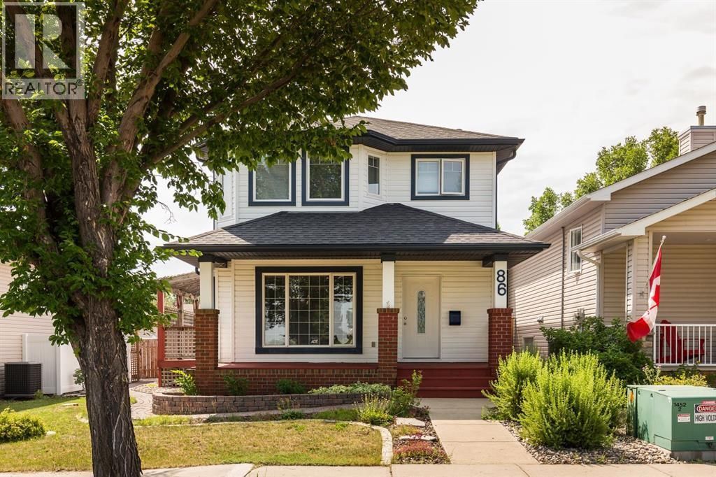 86 Riverstone Boulevard W, Lethbridge