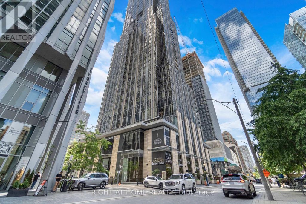 2113 - 11 Yorkville Avenue, Toronto (annex)