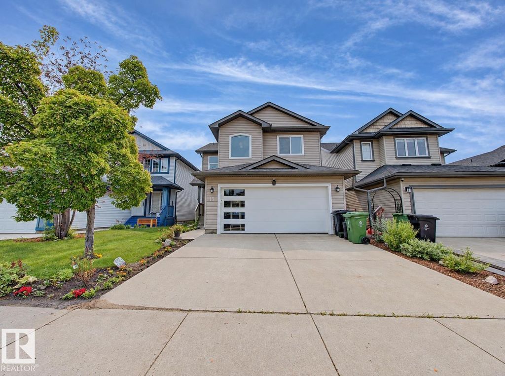 13 Almond Ba, Fort Saskatchewan
