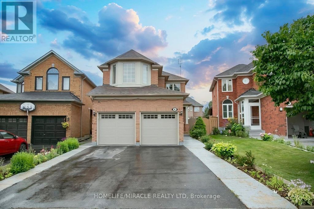 81 Narrow Valley Crescent, Brampton (sandringham-Wellington)