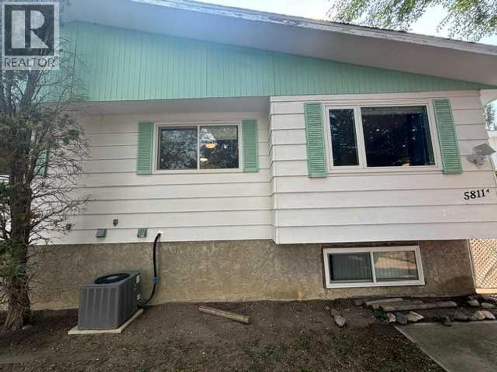 5811a 50 Street N, Taber