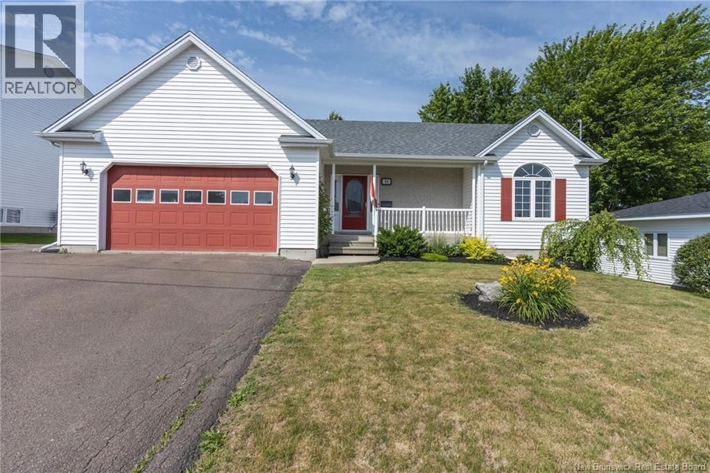 11 Weymond Crescent, Riverview