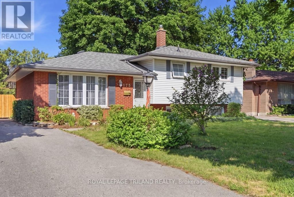 1175 Lancaster Street, London East (east D)