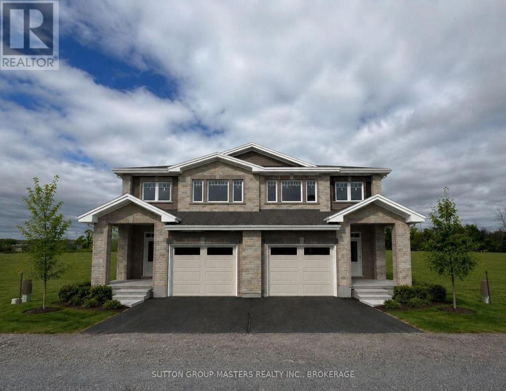 340 Pratt Drive, Loyalist (amherstview)
