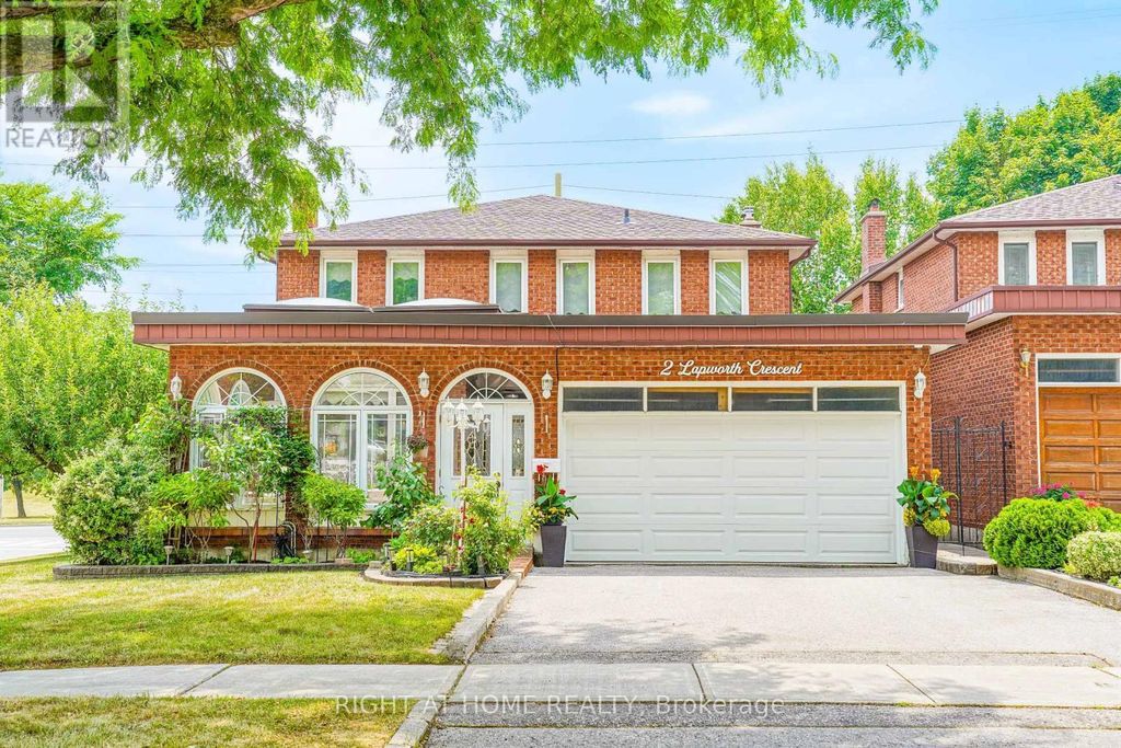 2 Lapworth Crescent, Toronto (steeles)
