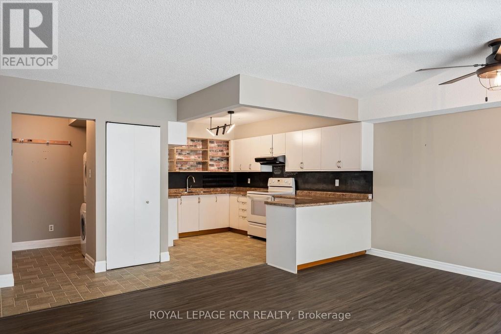 32 - 16 Fourth Street, Orangeville
