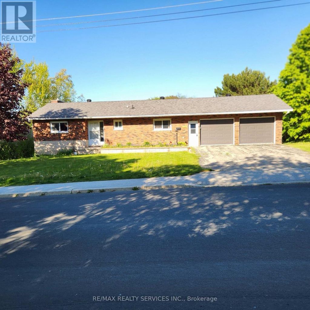 1 Helen Street, Northern Bruce Peninsula