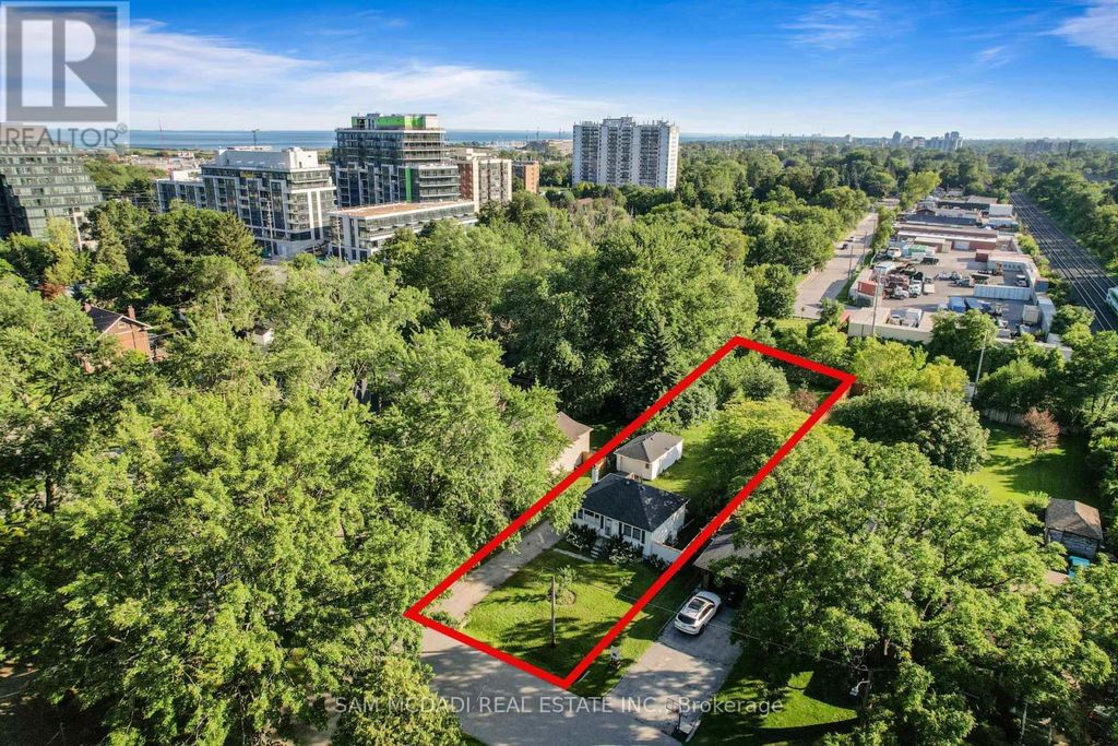 1088 Cherriebell Road, Mississauga (lakeview)