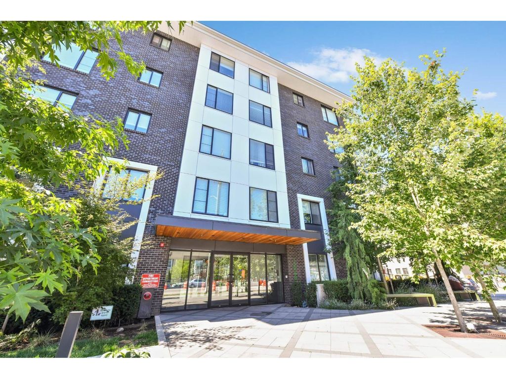 306 15848 Fraser Highway, Surrey