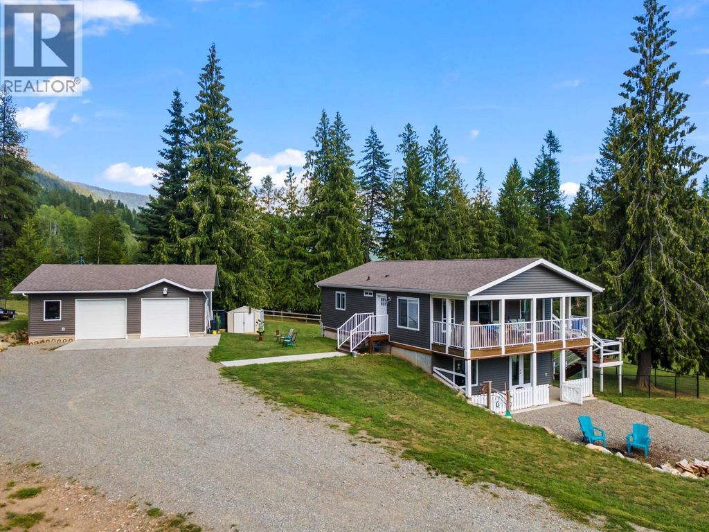 1100 Bear Brook Road, Arrow Creek