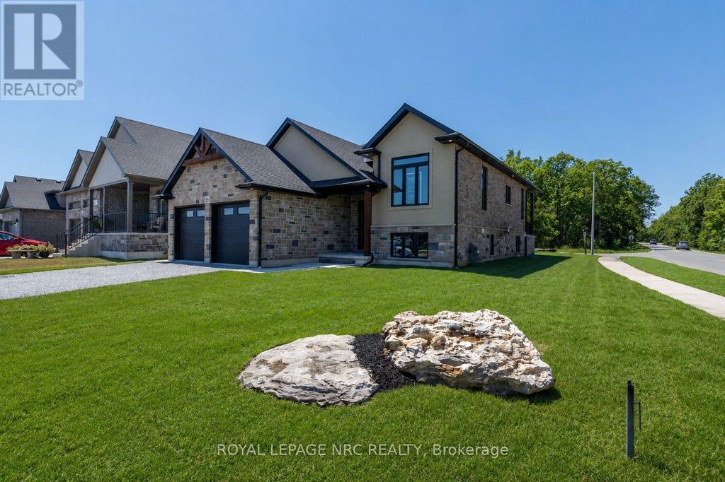 270 Lancaster Drive, Port Colborne (sugarloaf)