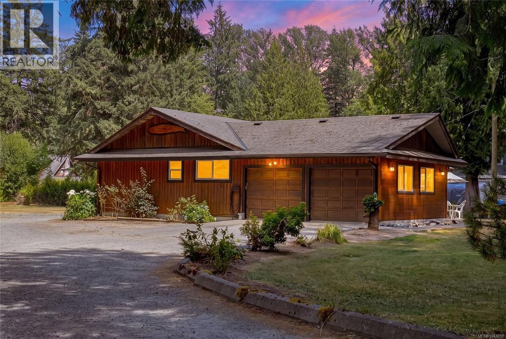 5605 River Valley Rd, Duncan