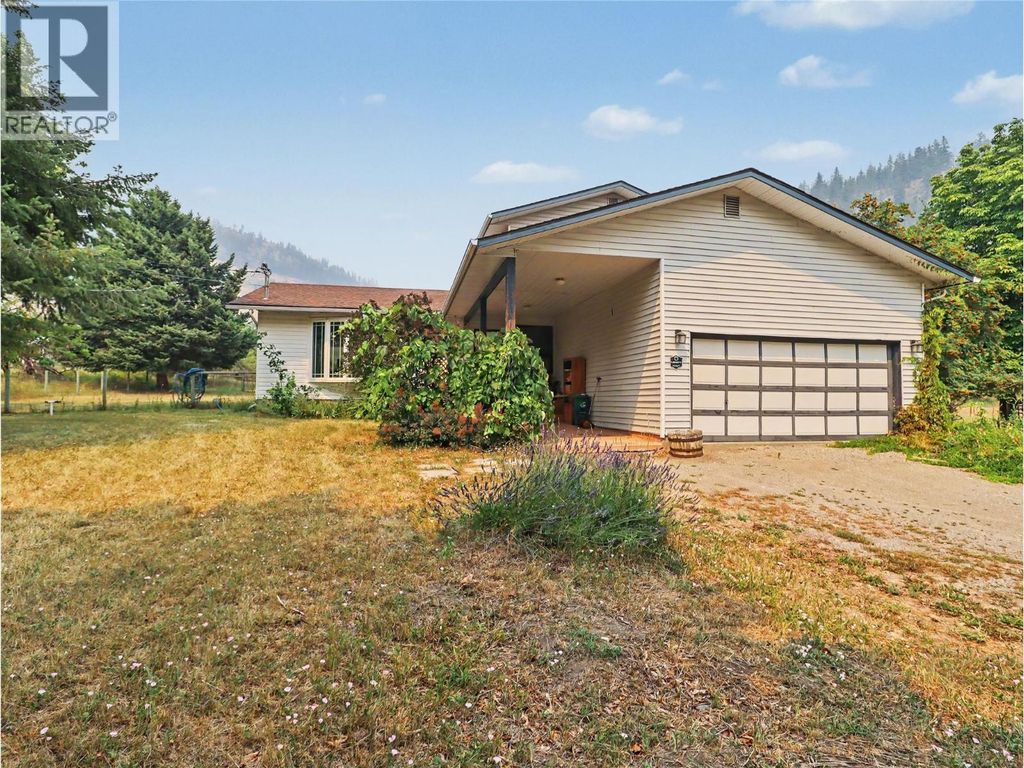 4055 Victoria Road, Grand Forks
