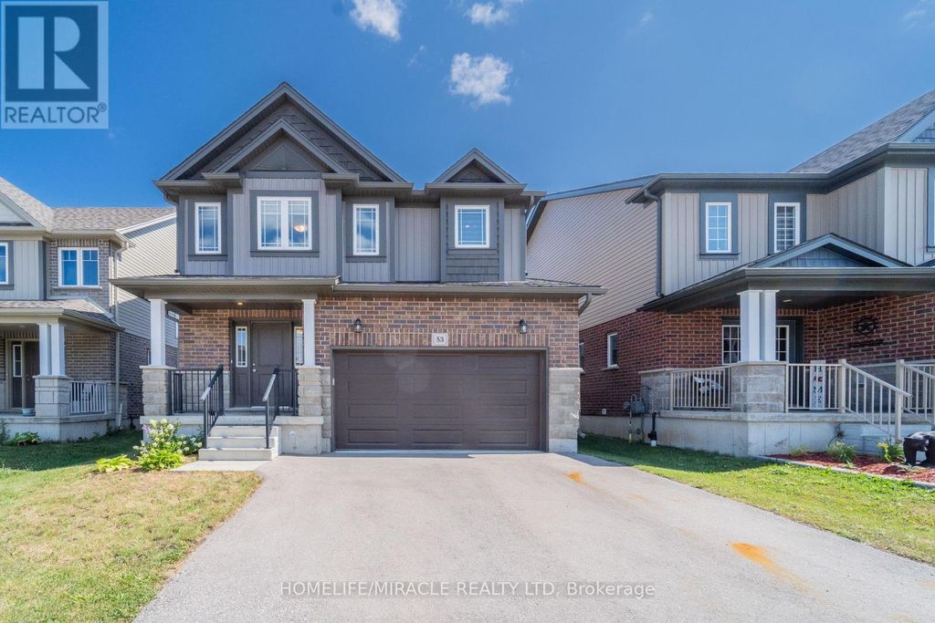 53 Robertson Drive, Stratford