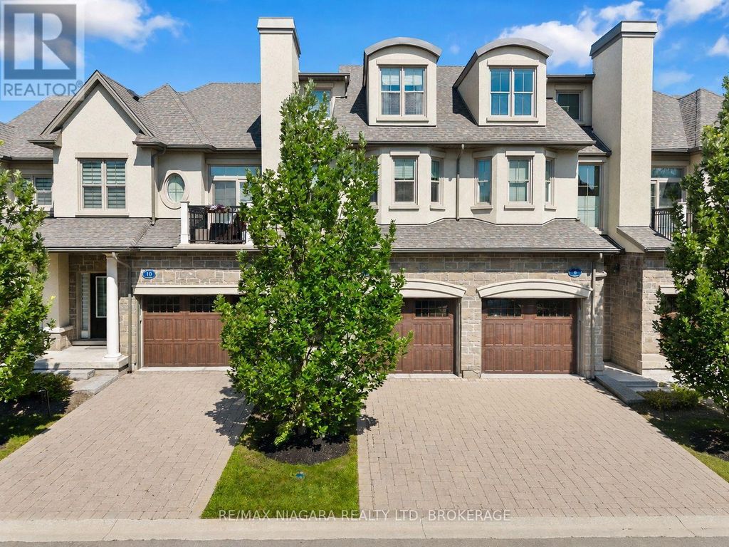 8 St. Andrews Lane S, Niagara-On-The-Lake (town)