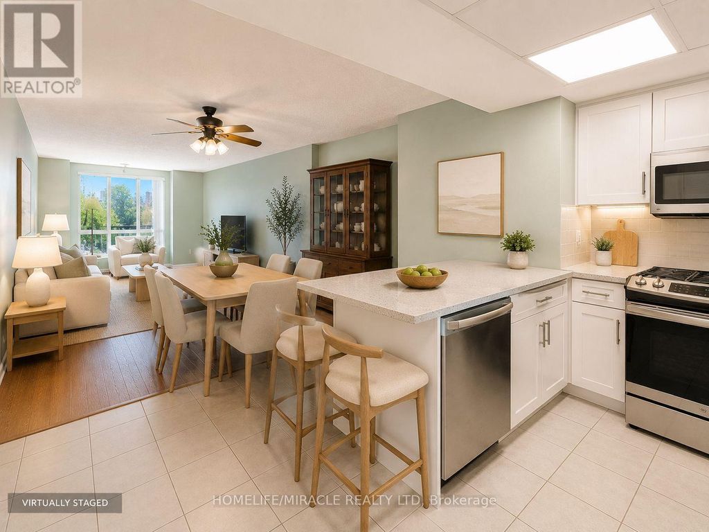 810 - 8 Silver Bell Grove, Toronto (malvern)