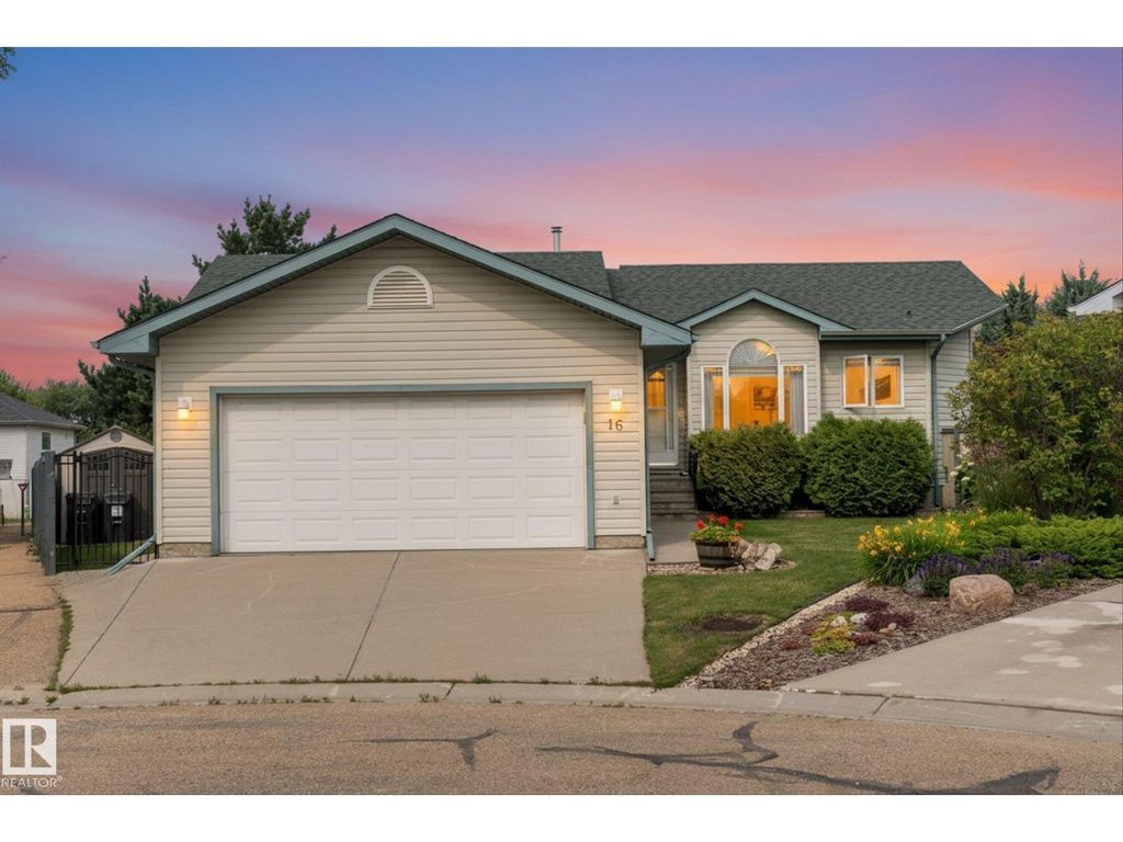16 Simonette Cr, Devon
