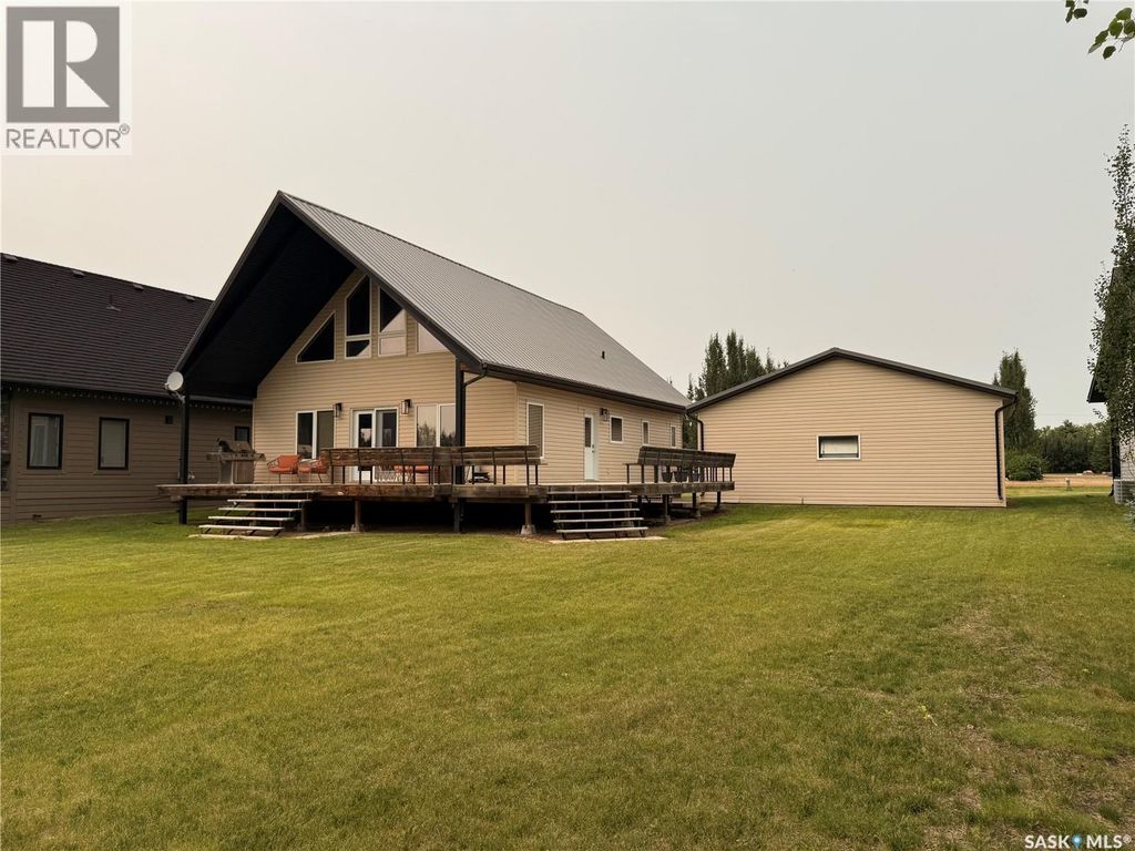 524 Vivian Bay, Coteau Rm No. 255