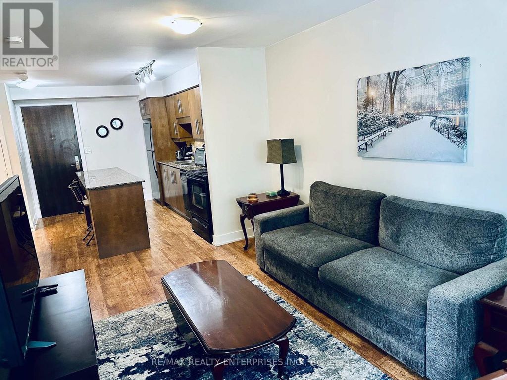 909 - 20 Blue Jays Way, Toronto (waterfront Communities)
