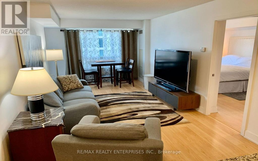 1017 - 20 Blue Jays Way, Toronto (waterfront Communities)