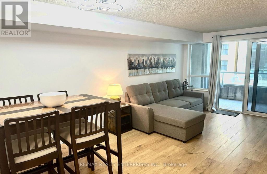 409 - 270 Wellington Street W, Toronto (waterfront Communities)