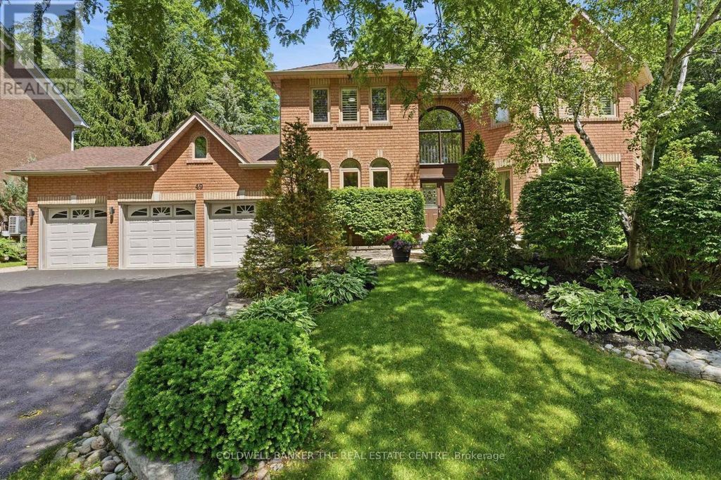 49 Falling Leaf Court, Aurora (hills Of St Andrew)