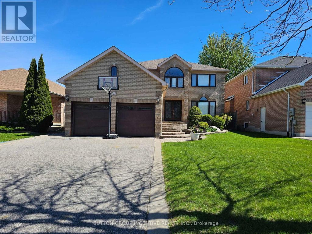 4 Chantal Street, Barrie (painswick South)