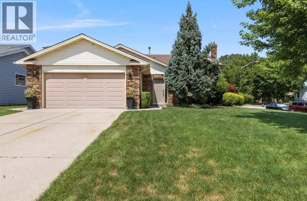 336 Brentwood Crescent, St Clair