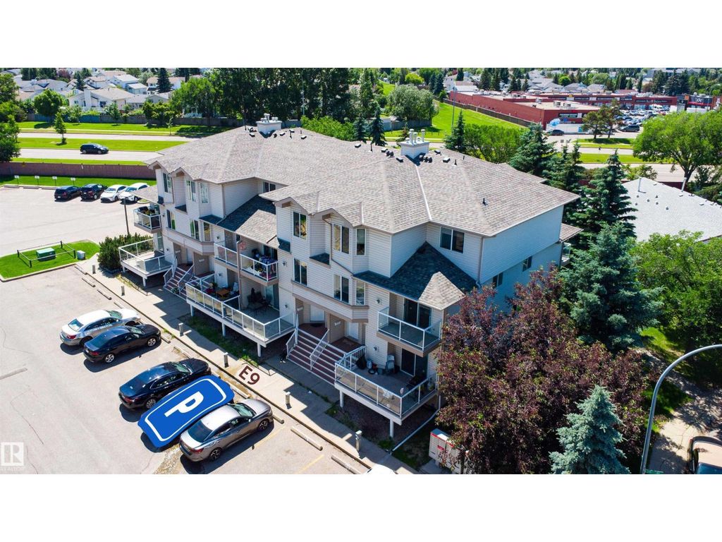 #11 2505 42 St Nw, Edmonton