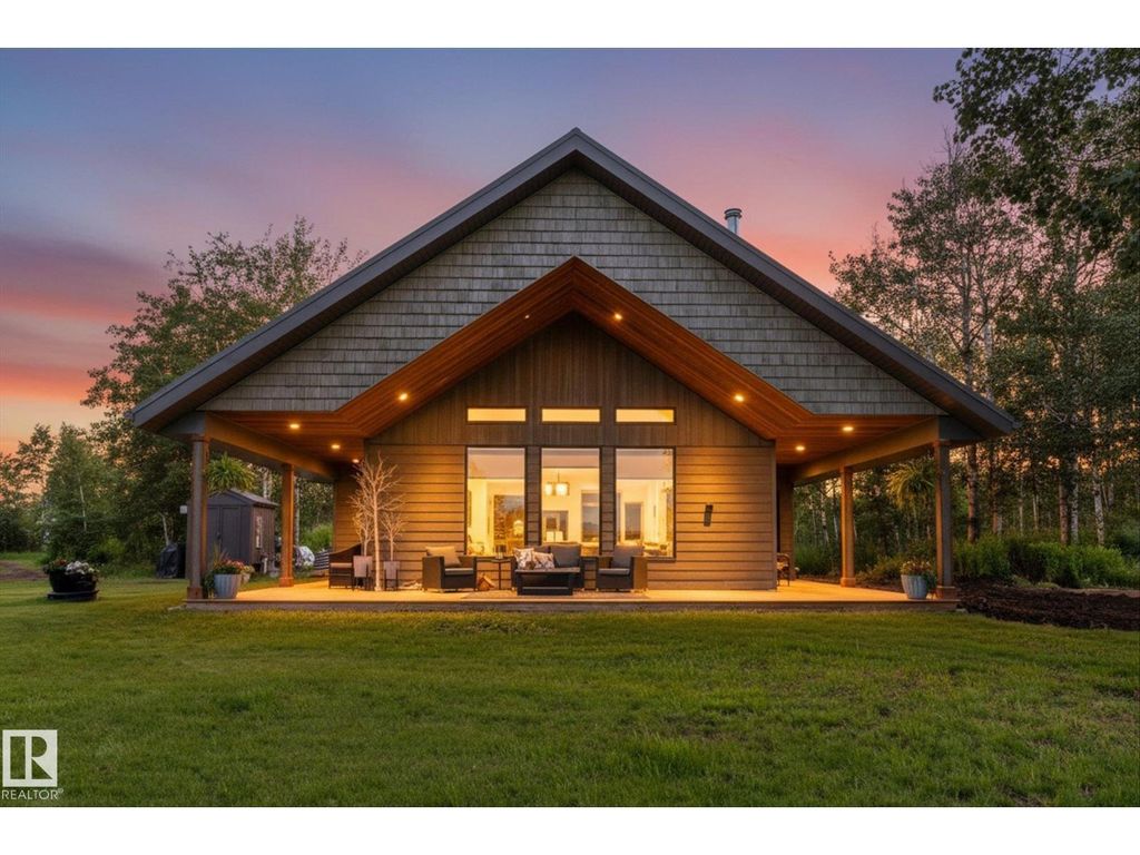 17545 Victoria Tr, Rural Smoky Lake County