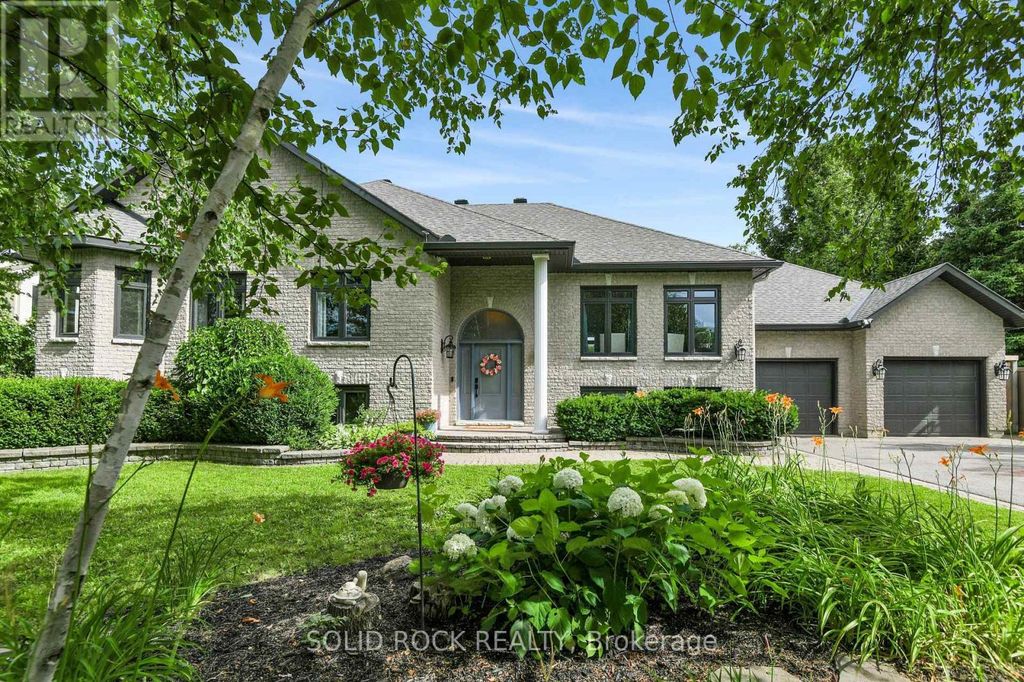 7040 Donwel Drive, Ottawa