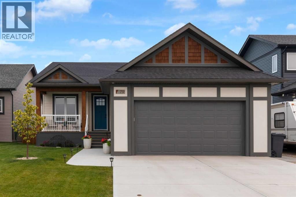 79 Vincent Crescent, Olds