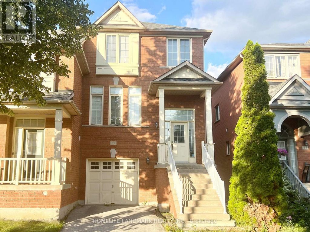 19 Fairlawn Avenue, Markham (berczy)