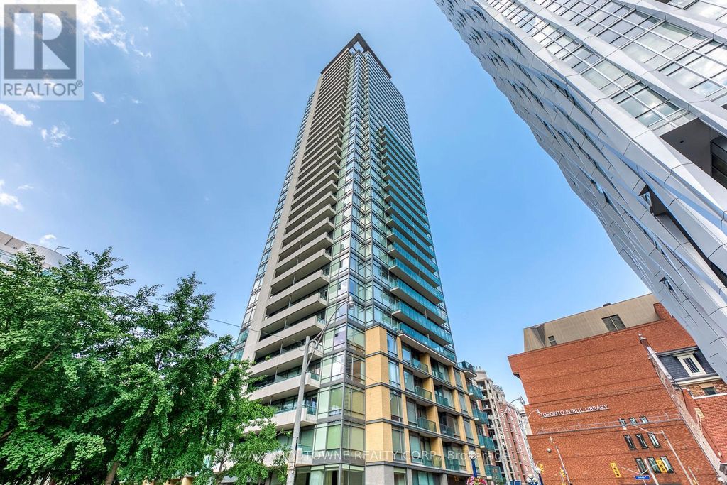 3204 - 18 Yorkville Avenue, Toronto (annex)
