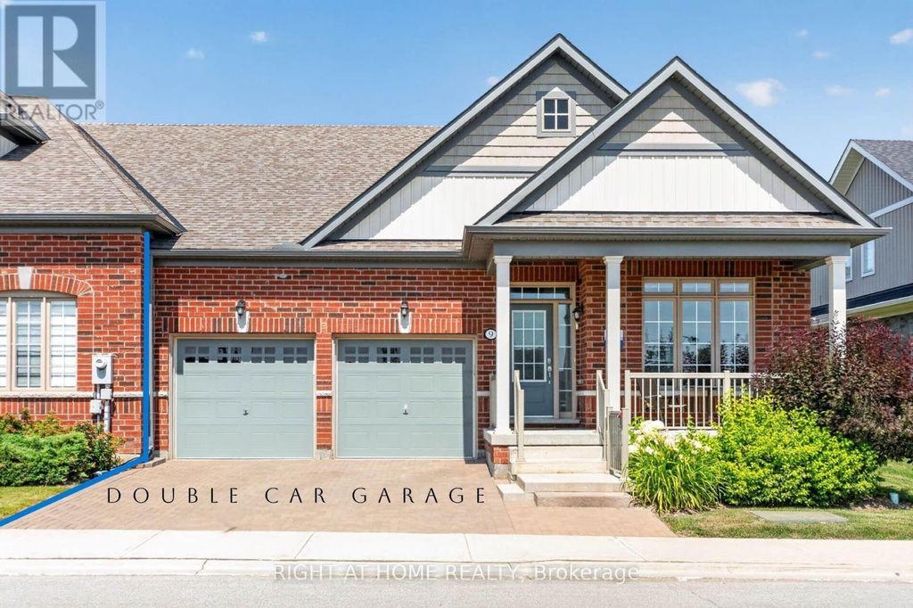 9 Tea Rose Drive, Brampton (sandringham-Wellington)