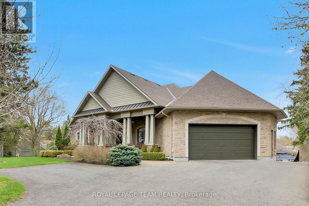 5591 Manotick Main Street, Ottawa