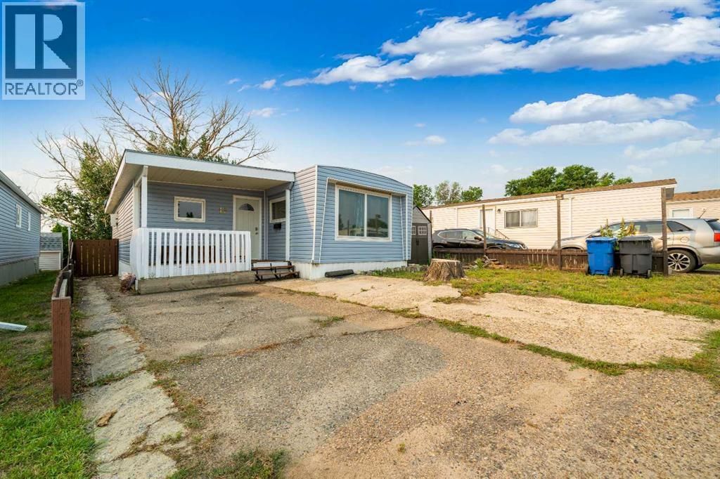 17 De Havilland Boulevard Sw, Medicine Hat