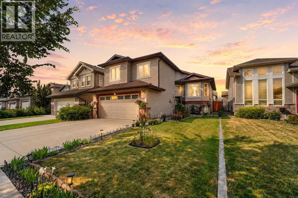 62 Coalbanks Gate W, Lethbridge