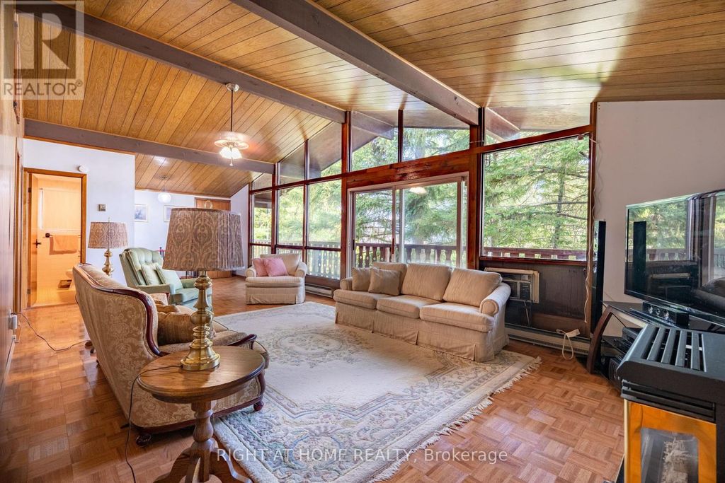 25 William Avenue, Wasaga Beach