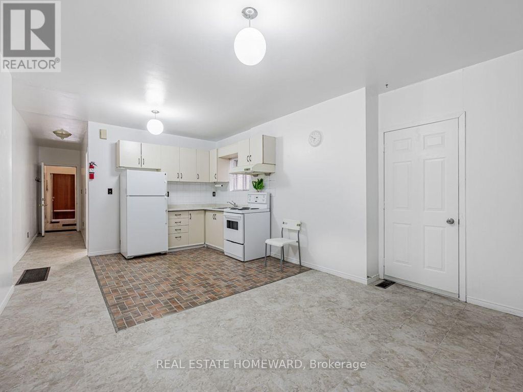 2438 Danforth Avenue, Toronto (east End-Danforth)