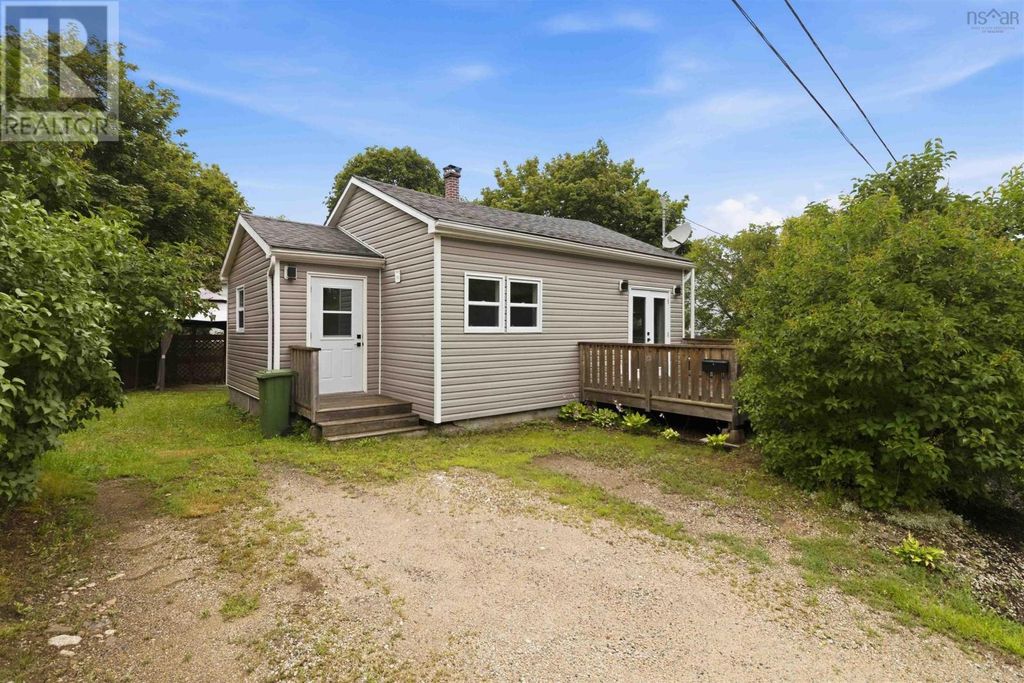 7 Eisenhauer Lane, Bridgewater