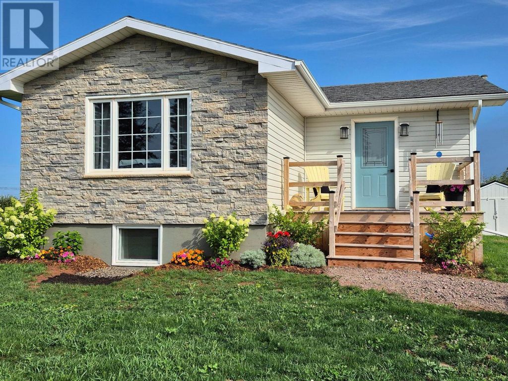 44 Macdonald Shore Road, West Point