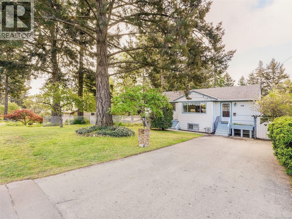 361 Cotlow Rd, Colwood